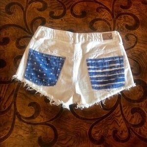 American Eagle High-waisted Jean Shorts 🦅 🇺🇸